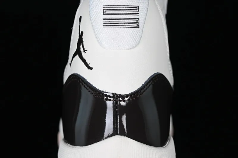 All categories Air Jordan Jordan series basketball shoes Air Jordan 11 Air Jordan 11 "Neapolitan" AJ11 Joe 11 brown and white pink Kangkou AR0715-101